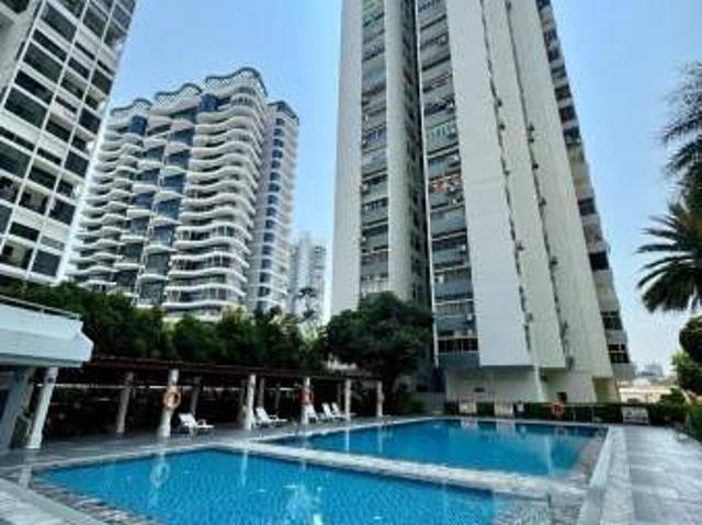 Room for rent in Bukit Timah, 23 North West