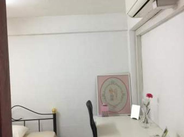 Room for rent in Tanjong Pagar