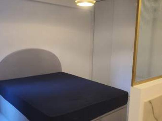 Room for rent in Telok Blangah