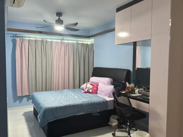 Room for rent in Alexandra Road