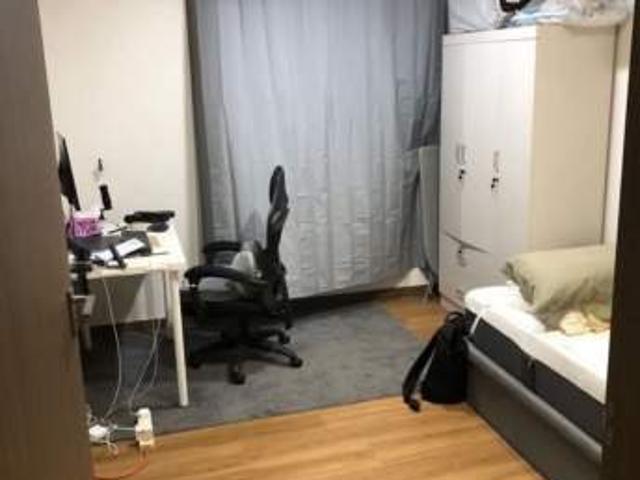 Room for rent