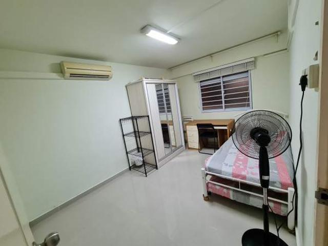Room for rent in Telok Blangah