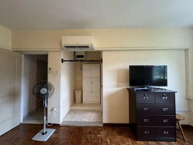 Room for rent