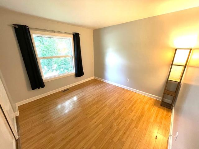 Room for rent in Mchenry, Illinois