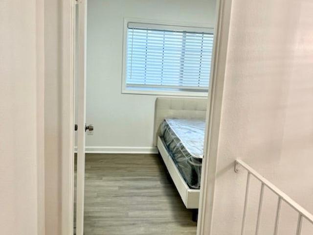 Room for rent in Carson, California