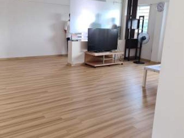 Room for rent in 23 North West