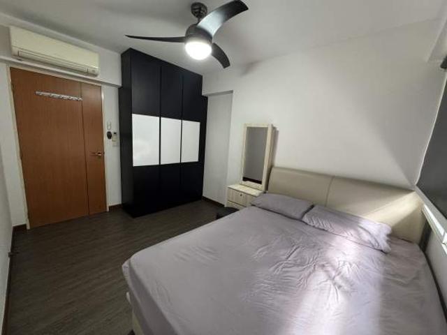 Room for rent in 23 North West