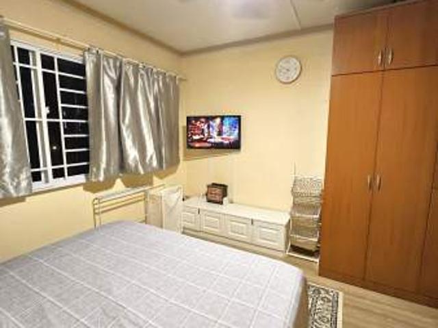 Room for rent in 23 North West