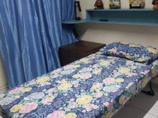 Room for rent in 23 North West