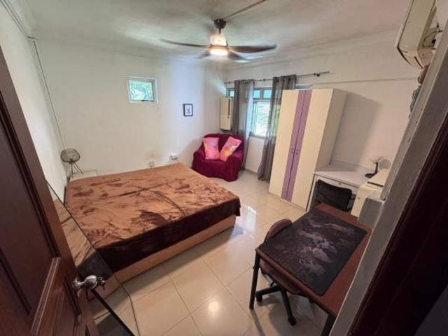 Room for rent in 23 North West