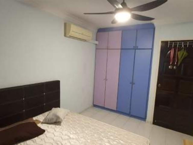 Room for rent in 23 North West