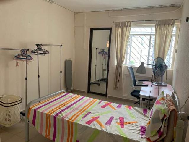 Room for rent in 23 North West