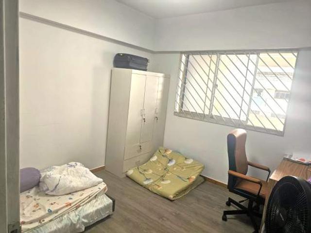 Room for rent in 23 North West