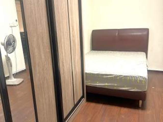 Room for rent in 23 North West