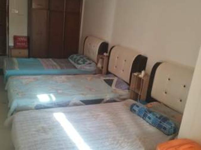 Room for rent in 23 North West