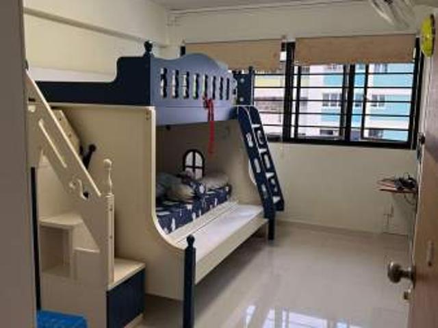 Room for rent in 23 North West