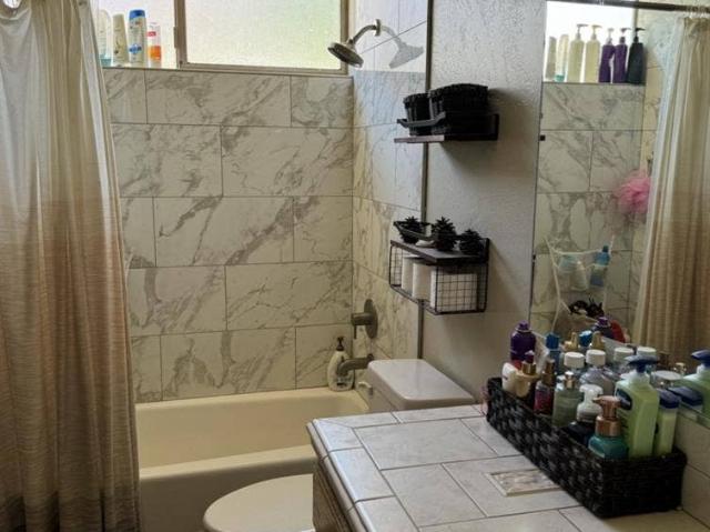 Room for rent in Ramona, California