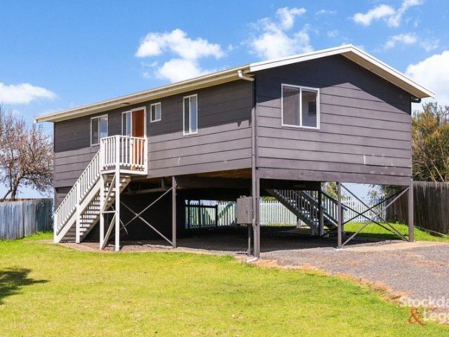 House for sale in Coronet Bay