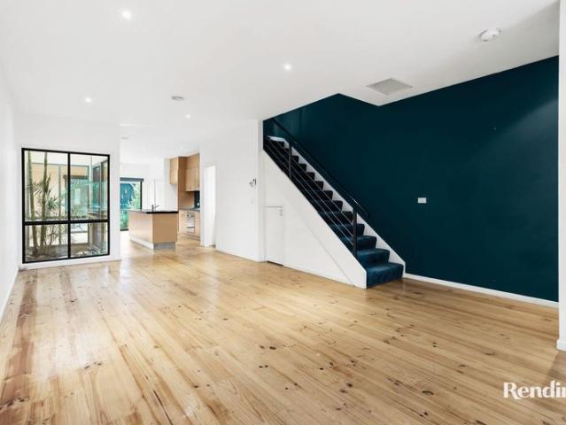 Townhouse for rent in Camerons Creek, Victoria
