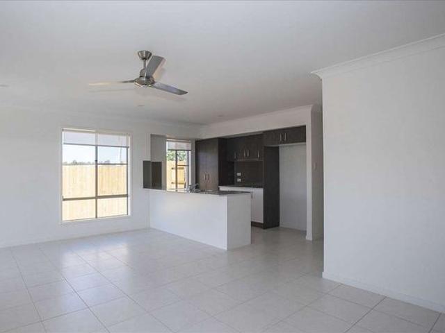 House for rent in Crestmead, Greater Brisbane