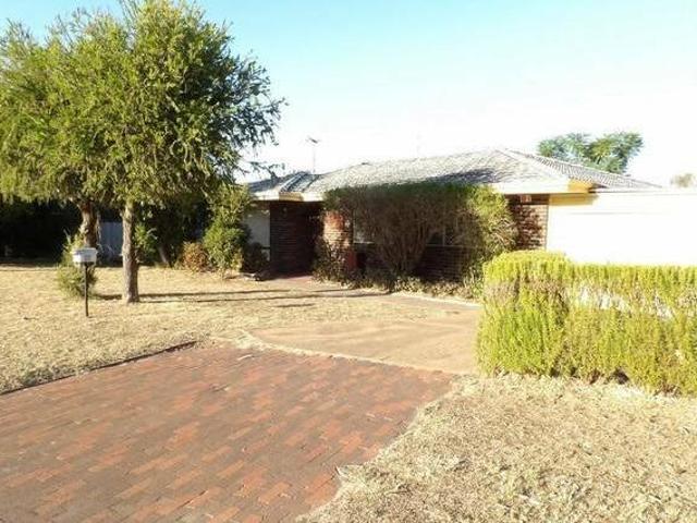 House for rent in Cockburn, Western Australia