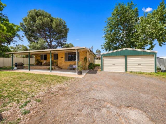 House for sale in Oxley Vale, Tamworth