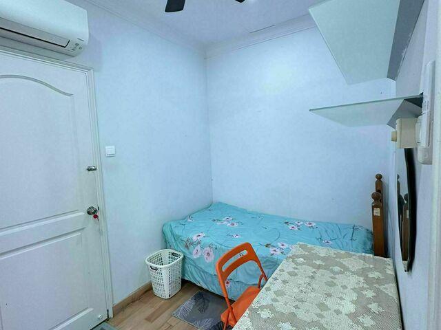 Room for rent