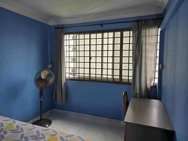 Room for rent in Hougang