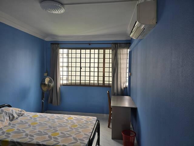 Room for rent in Hougang, 19 North East, Hougang