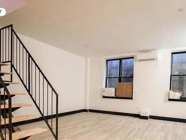 Room for rent in Arverne, New York