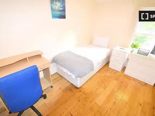 House to rent in Bluebell, North Tipperary