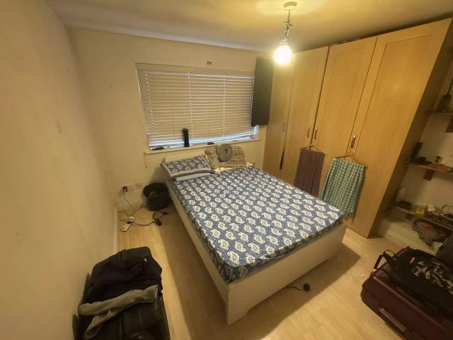 Property to rent in Bluebell, North Tipperary