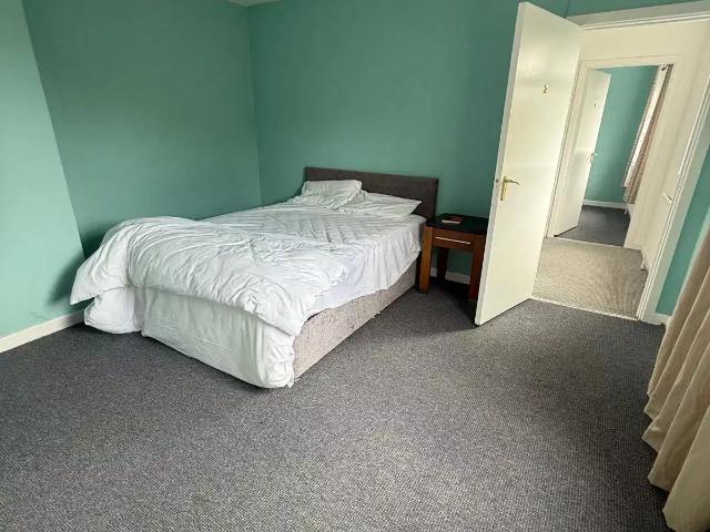 Property to rent in Gaillimh, Connacht