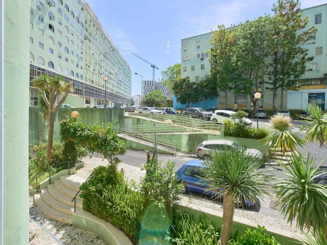 Quarto alugar em Bairro Portugal Novo, Lisboa