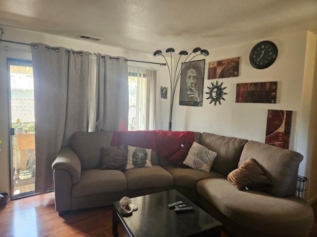 Room for rent in El Sobrante, California