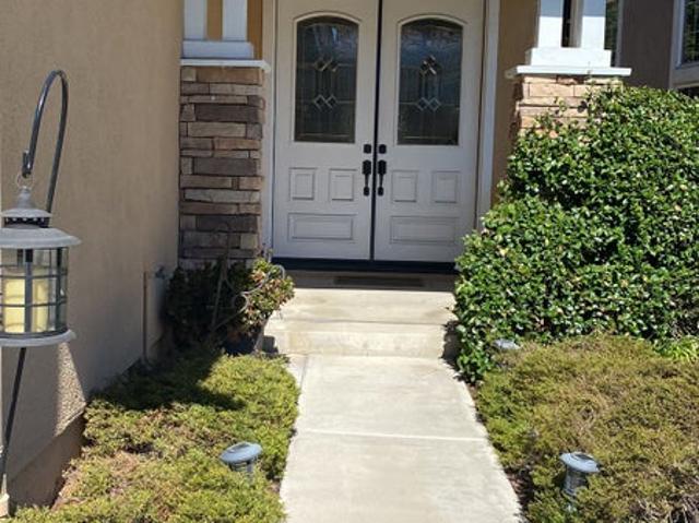 Room for rent in Tustin, California
