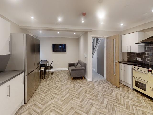 Room for rent in Brompton, Gillingham