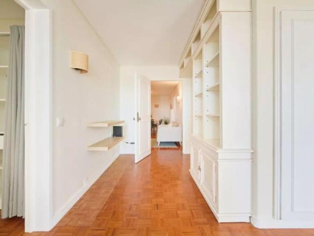 Quarto alugar em Avenidas Novas, Lisboa