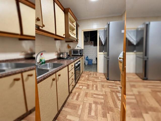 Habitación en alquiler en Centre Històric, Alacant / Alicante