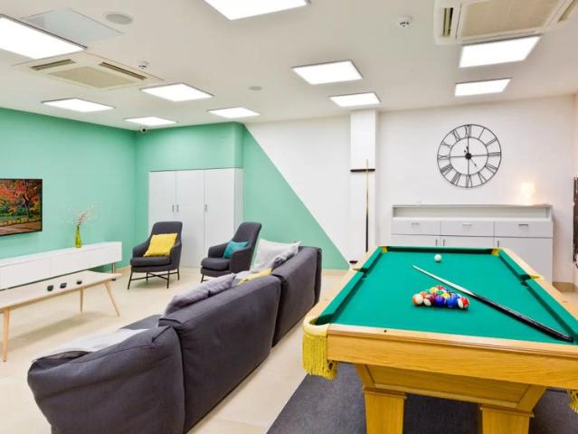 Habitación en alquiler en Zabalguneak, Pamplona / Iruña