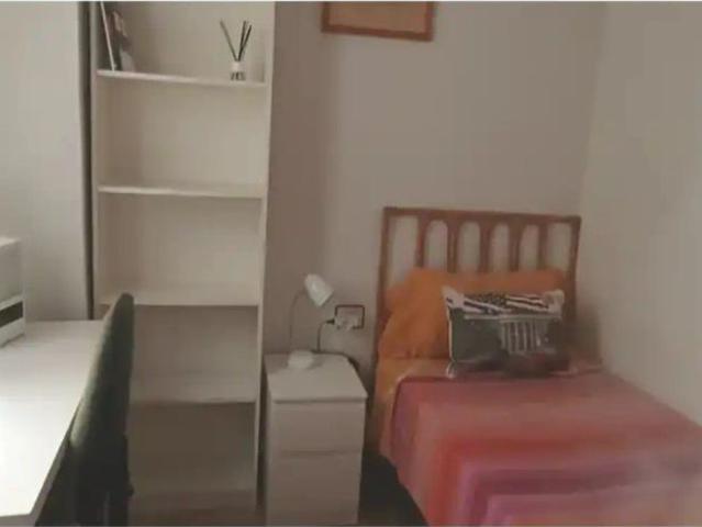 Habitación en alquiler en Ronda, Comarca de la Vega de Granada