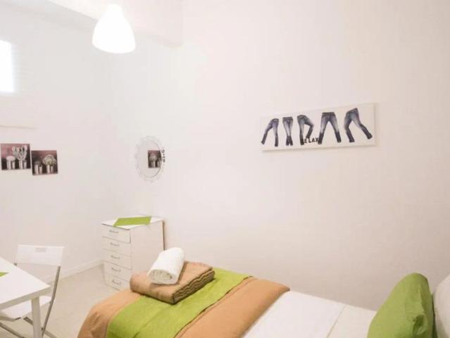 Quarto alugar em Avenidas Novas, Lisboa