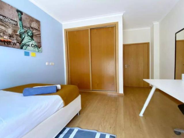 Quarto alugar em Avenidas Novas, Lisboa