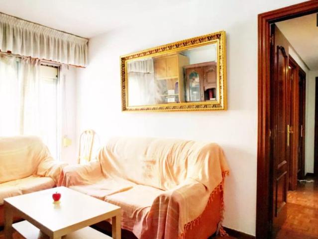 Habitación en alquiler en Salamanca, Madrid