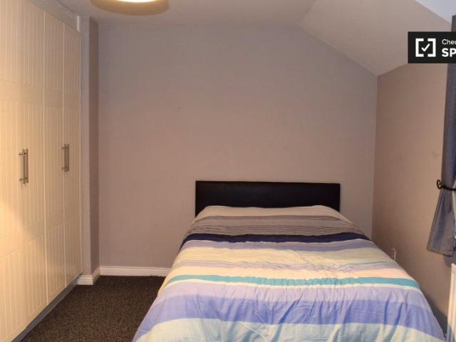 Room to rent in Cloghran, North Tipperary