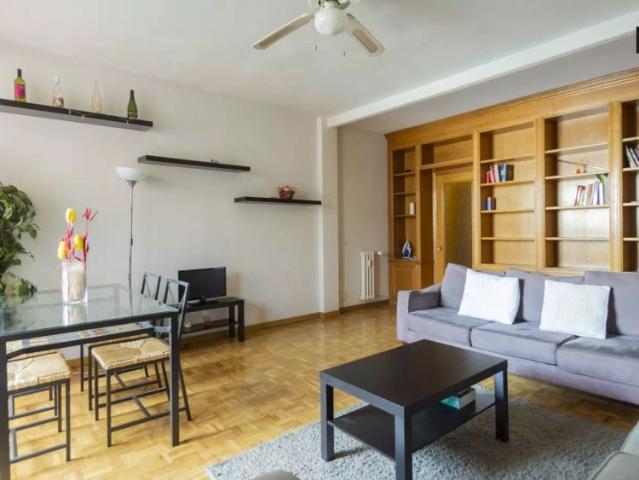 Habitación en alquiler en Recoletos, Madrid