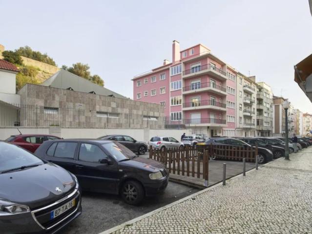 Quarto alugar em Avenidas Novas, Lisboa