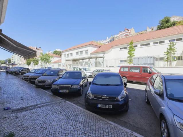 Quarto alugar em Avenidas Novas, Lisboa