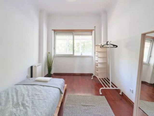 Quarto alugar em Avenidas Novas, Lisboa
