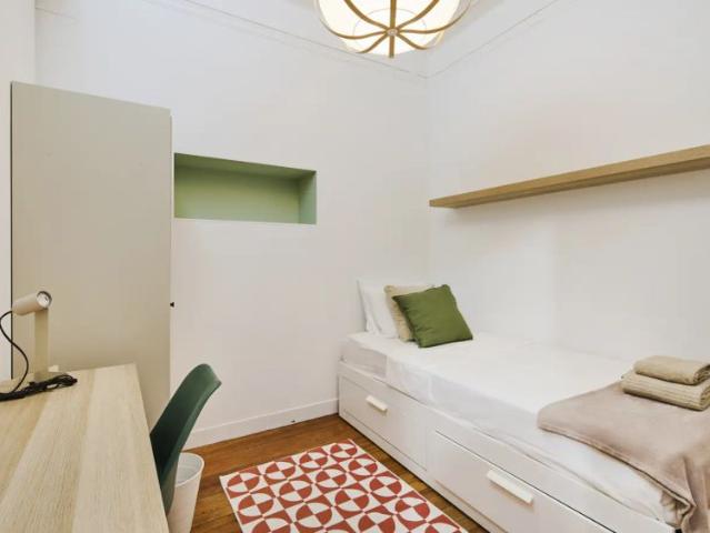 Quarto alugar em Avenidas Novas, Lisboa